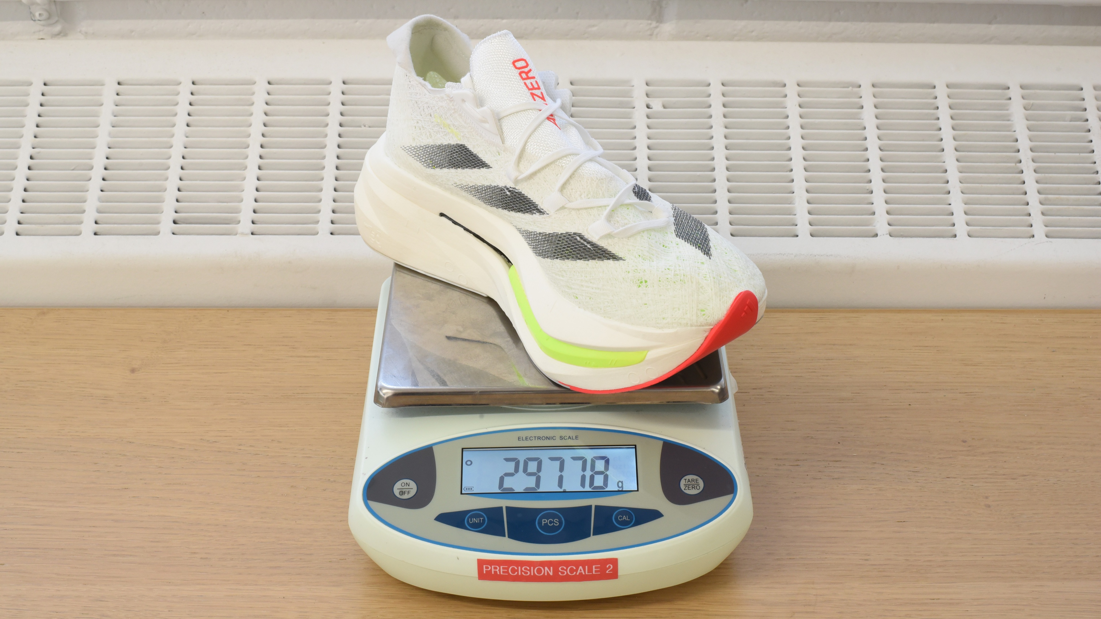 新品未使用 adidas ADIZERO PRIME X 2 アディオスプロ4 adidas Adizero Prime X 2.0 STRUNG vs adidas Adizero Adios
