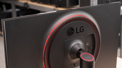 LG 27GL650F-B Build Quality Picture