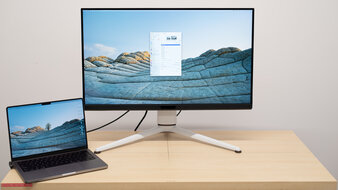 BenQ MOBIUZ EX321UX Display Picture