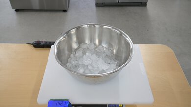 LG STUDIO SRFB27W3 Ice Maker Rate Photo