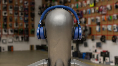 JBL Live 670NC Rear Picture