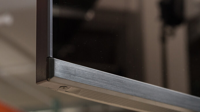 Samsung 43 QN90B QLED Build Quality Picture