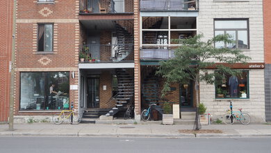 Olympus OM-D E-M10 Mark IV Sample Gallery - Studio