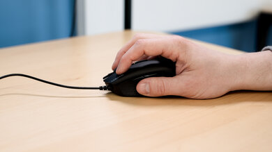 Corsair HARPOON RGB PRO Claw Grip Picture