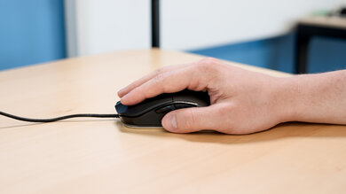 DELUX Game Titan M626 Palm Grip Picture