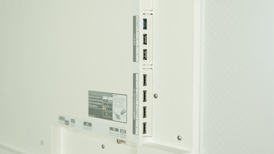 LG UF9500 Side Inputs Picture
