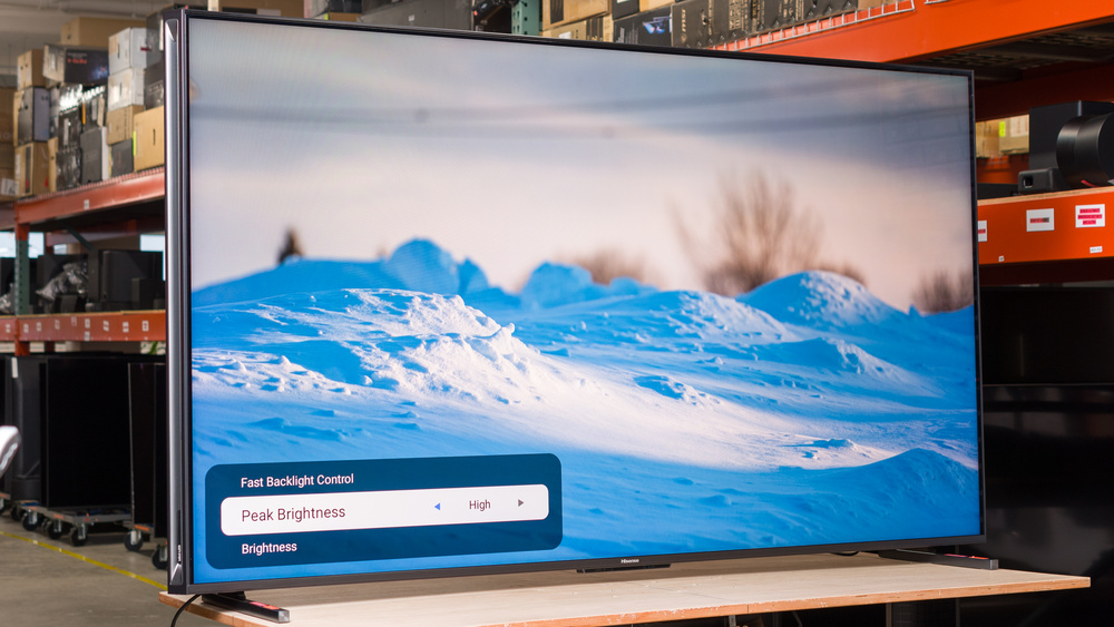 Hisense U9N Review (75U9N, 85U9N) - RTINGS.com