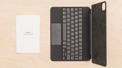 Apple Magic Keyboard for iPad 2021 Bundle Picture