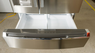 Frigidaire Gallery GRMC2273CF Interior Storage Photo 3