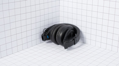 Shure SRH 440 Portability Picture