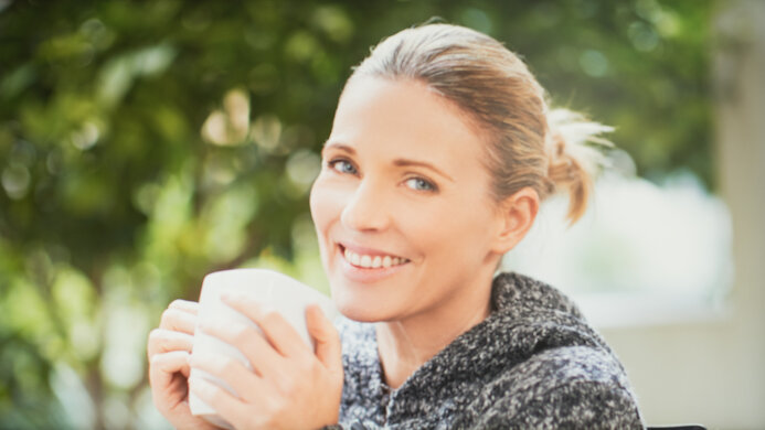 ASUS TUF Gaming VG258QM Average Room