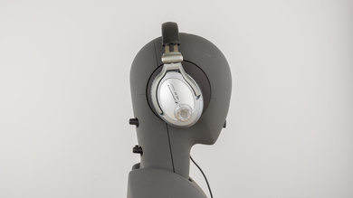 Sennheiser PXC 450 Side Picture