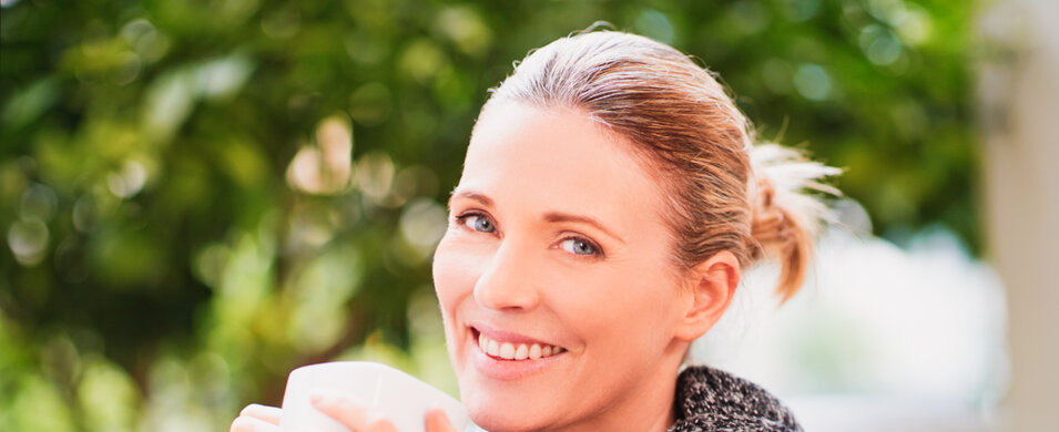 MSI MEG 342C QD-OLED Average Room