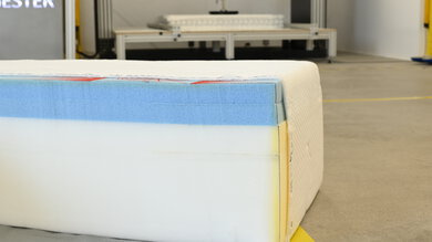 Puffy Lux (Canadian Version) Edge Support Picture