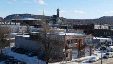 Leica D-Lux 8 Sample Gallery - Church