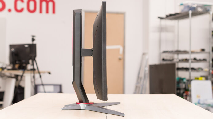 AOC 24G2 Thickness Picture