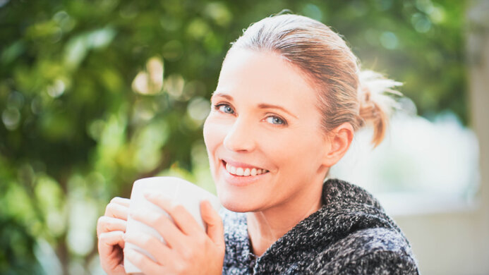 Samsung Odyssey G7/G70B S32BG70 Average Room