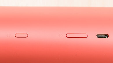 Sonos Roam 2 Controls Photo 2