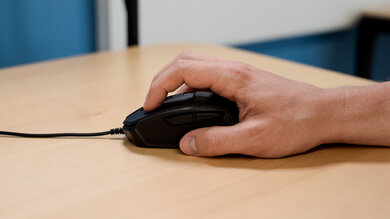 ROCCAT Kain 100 AIMO Claw Grip Picture