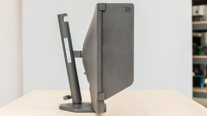 BenQ ZOWIE XL2546X Thickness Picture