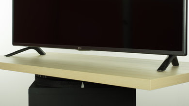 LG LF6100 Stand Picture