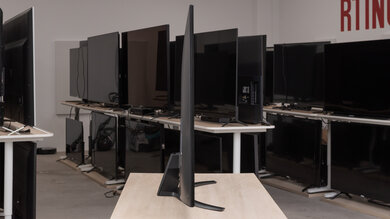 LG NANO81 Thickness Picture