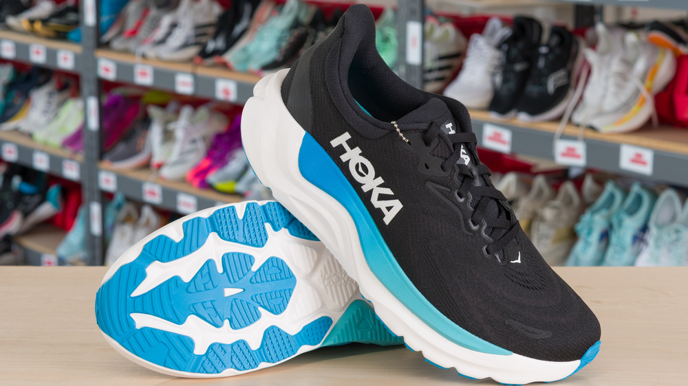 HOKA Arahi 8