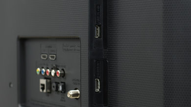 LG UH6100 Side Inputs Picture