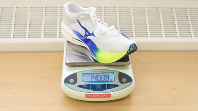 Mizuno Hyperwarp Pure Left Shoe Weight Photo