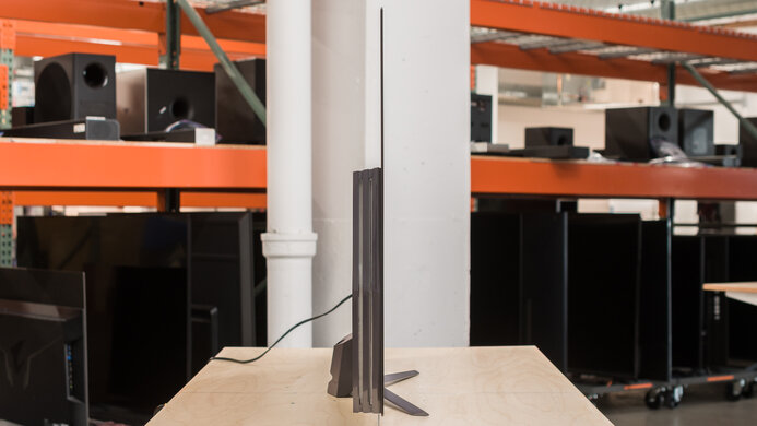 LG 48GQ900-B Thickness Picture