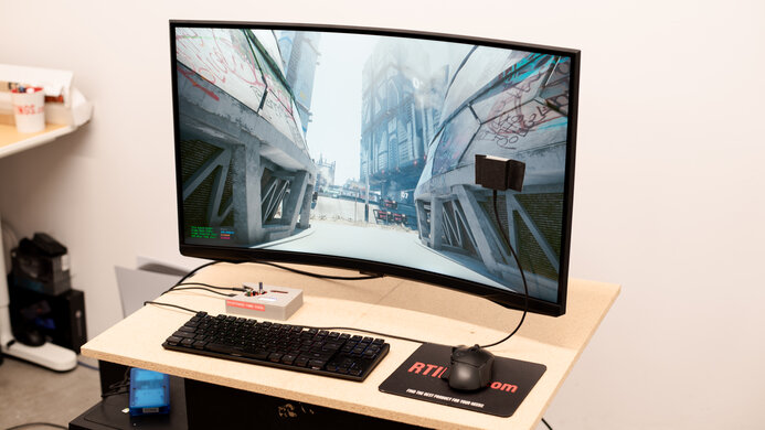 Samsung Odyssey G6/G65D S32BG65D In-Test Picture