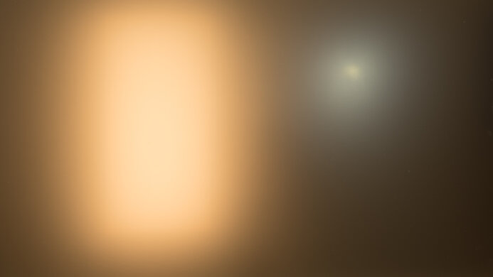 Gigabyte M32Q Bright Room Off Picture