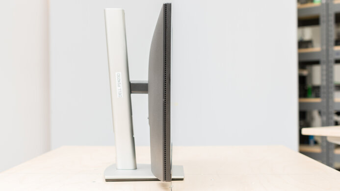 Dell P2423D Thickness Picture