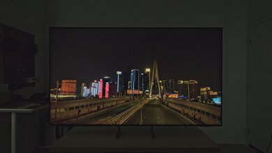 Samsung DU6900 HDR Cityscape Photo