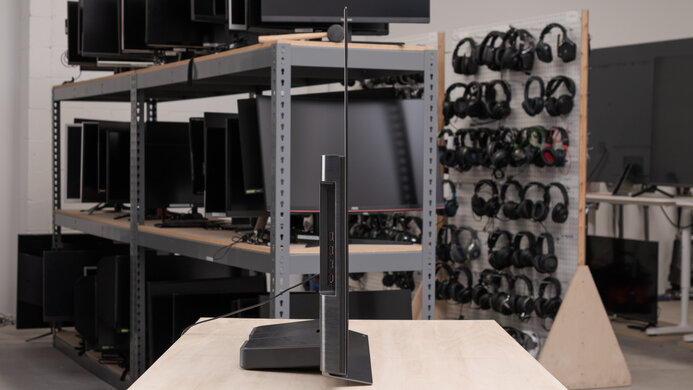 LG 48 CX OLED Thickness Picture