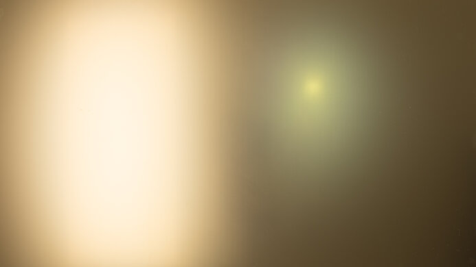 Dell Alienware AW2721D Bright Room Off Picture