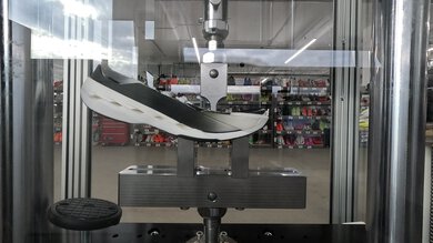 On Cloudboom Max Forefoot Bending Resistance Picture