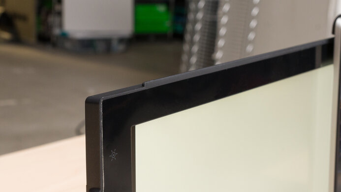 Mobile Pixels TRIO Borders Picture