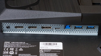 MSI MPG 272URX QD-OLED Inputs 1