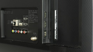 LG UJ7700 Side Inputs Picture