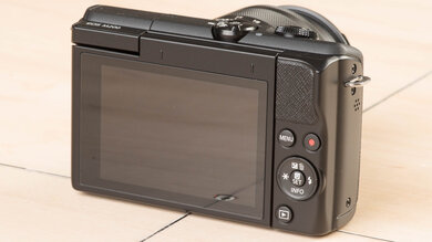 Canon EOS M200 Build Quality Picture
