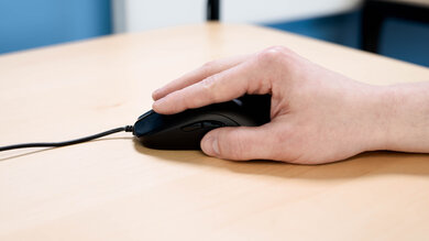 BenQ ZOWIE FK2-B Fingertip Grip Picture