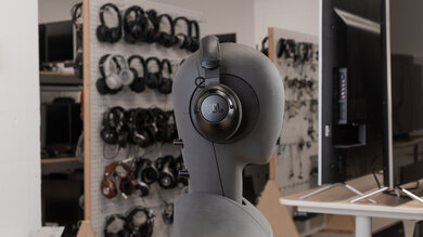 JBL CLUB ONE Wireless Side Picture