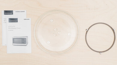 Insignia NS-MW09SS8 In The Box Photo