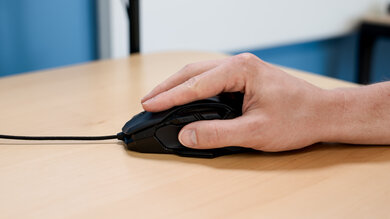 ROCCAT Kone AIMO Remastered Fingertip Grip Picture