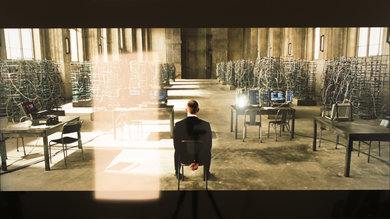 LG UH5500 Bright Room Picture