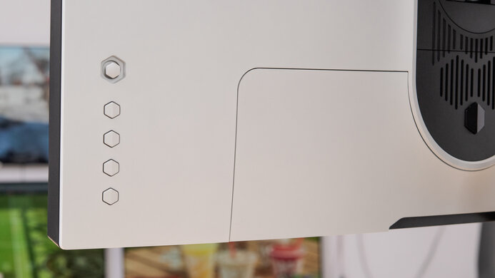 Dell Alienware AW2720HF Controls Picture