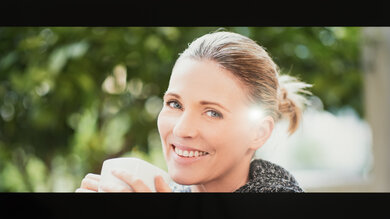 Samsung Q70C [Q70, Q70CD] QLED Reflections Picture