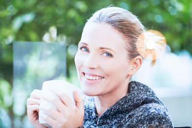 Microsoft Surface Pro 8 (2021) Reflections Photo Max