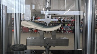Altra Torin 8 Forefoot Bending Resistance Picture